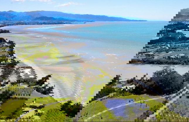 The Windhover Estate - Foto 1