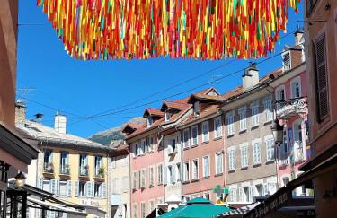 L'Escale Centre Historique de Gap Meublé de tourisme Classé 3 étoiles - Foto 55