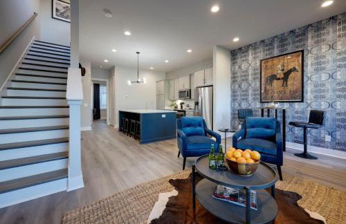 New Lux Townhome 6 mins to DT Rooftop Sleeps 12 - Foto 6