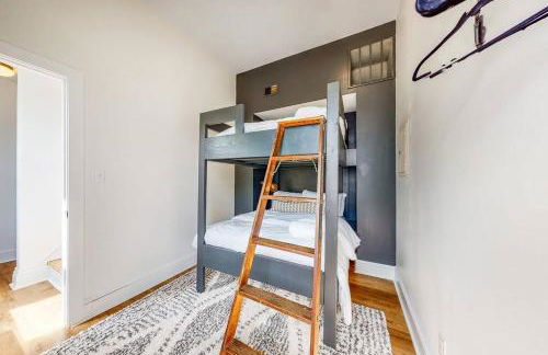 Luxury 8 Bed/4 Ba NuLu Home Private yard/parking - Foto 22