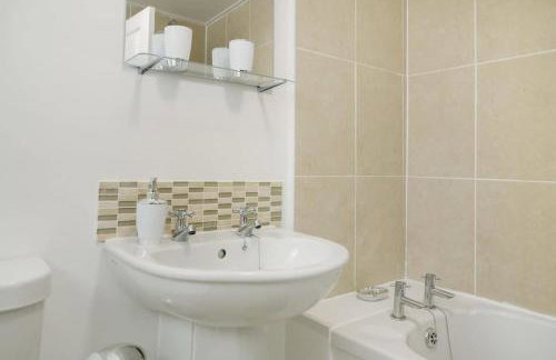Lovely 2-Bedroom Home in Langley Park, Sleeps 4 - Foto 22