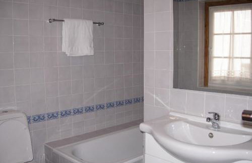 Charming villa with mountain view in Pedraça, pool - Foto 23