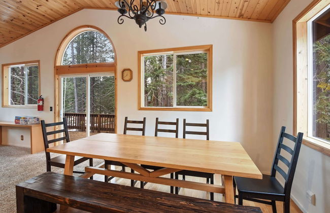 Truckee Pines Retreat Game Room & Forest Views - Foto 29