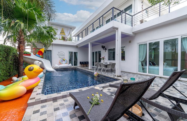 Luxury and Playful 5 Bed Pool Villa - CC - Foto 1