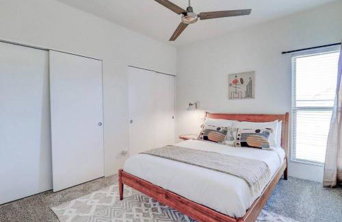 Epic 6BR with Pool, Spa and Fire Pit - Walk to Trails - Foto 28