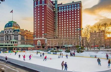 Bright 2-Bedroom Apartment in Federal Hill with Parking, Walk to Atwells Ave - Foto 3