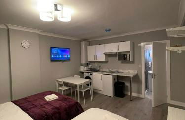 Westminster Inn - Photo 55