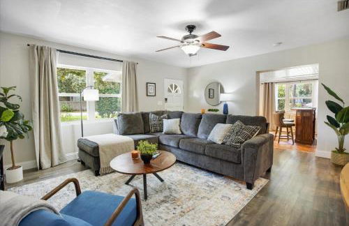 The Canopy on 10th - Game Room , Pets , Pergola - Photo 1