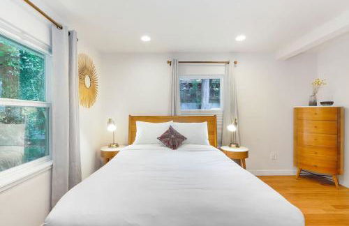 3BD Remodeled Home Near Beach - Foto 15