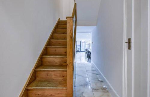 Luxurious House Leyton sleep7+garden next to Stratford - Foto 31