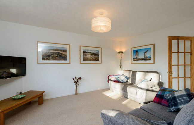 Bramerton Court - Photo 7