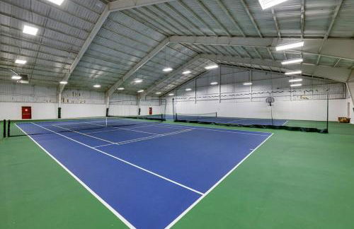 Mountain Top! Family Paradise w Hot Tub & Game Rm - Foto 66