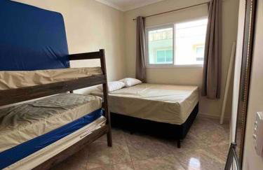 Apartamento completo com wi-fi e piscina - Foto 8