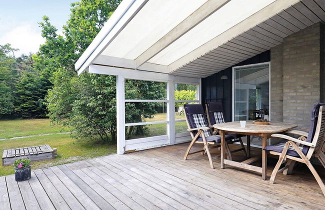 8 Person Holiday Home in Hals - Photo 16