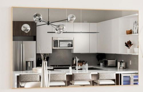 Gameday Oasis - Private Balcony - Jefferson Park - Tesoro - Foto 11