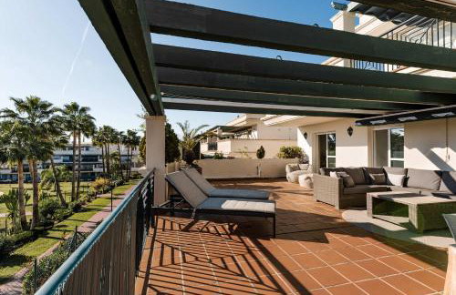 Locrimar Pool Real Padel Proximity - Foto 9