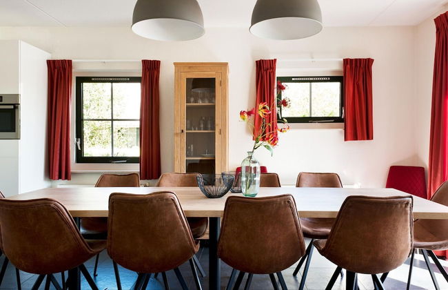 Family House With Wellness - Photo 24