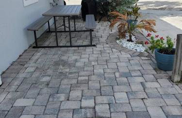 Stylish 2 bedroom home Steps from private beach - Foto 18