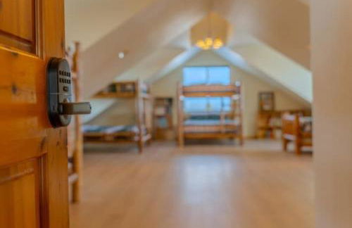 FoxHill Family Lodge Retreat with views from all sides and Hike over a hundred forty acres - Foto 50