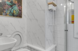 Bella - Central Portsmouth Stay with Pool Table, Close to Attractions - Foto 14