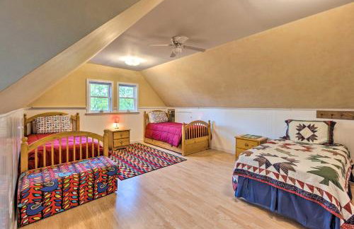 Hot Tub, Sauna, Fireplace, Dock! Lake Honor Cabin - Foto 27