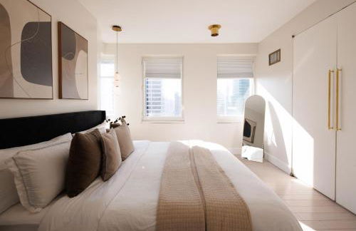 RARE Luxurious Apartment 1 Block From Time Square - Foto 15