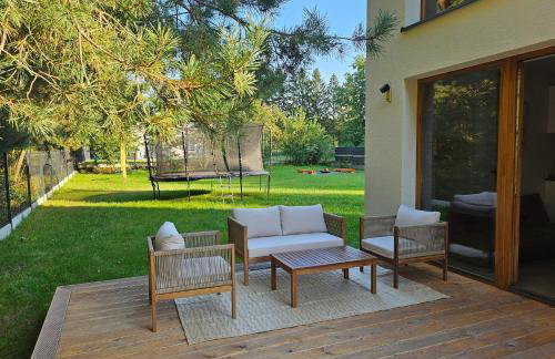 Domek w Lesie z Kominkiem i Ogrodem Niedalino - Foto 31