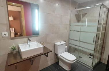 Barbastro urban home - Photo 16