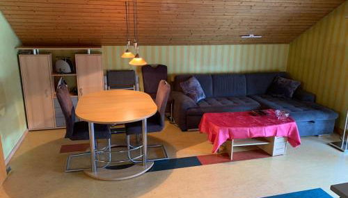 klimatisiere Dachwohnung in Weinsberg-Gellmersbach - Foto 2