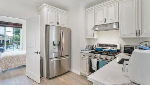 Stylish Pasadena Stay Near Old Town & Rose Bowl - Photo 2