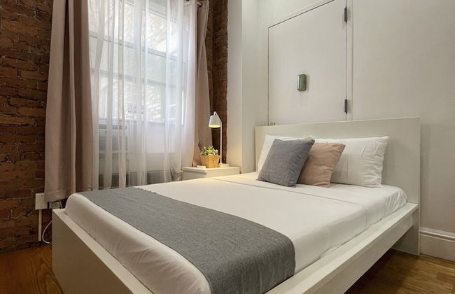 Hotel and the City-Midtown - Photo 5