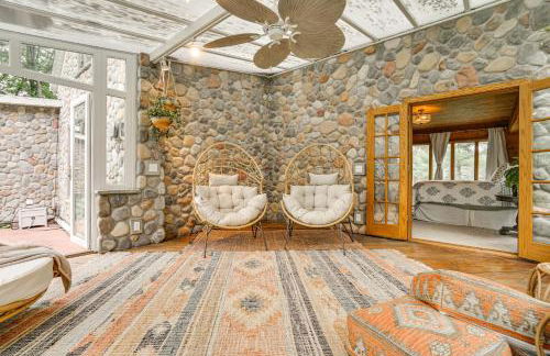 Picturesque Lake Elmo Cottage with Fire Pits! - Foto 26