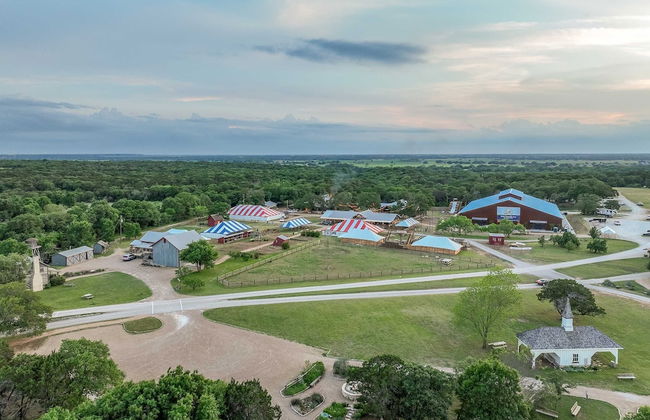 Pecan Grove Container Tiny Home Country Setting 12 min to Baylor Magnolia - Foto 46