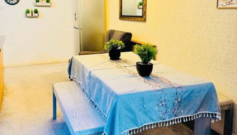 Beautiful and Spacious 4 Bed Room House In Coleshill-NEC - Foto 5