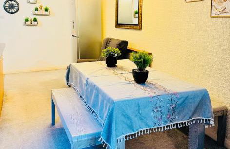 Beautiful and Spacious 4 Bed Room House In Coleshill-NEC - Foto 5