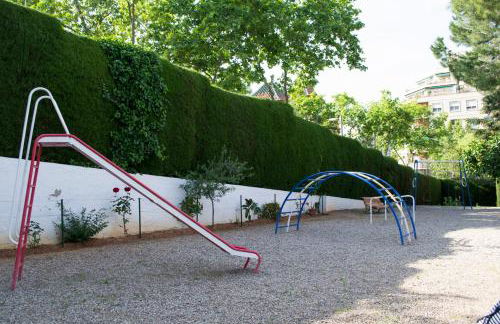 Happy People Maragall - Foto 17