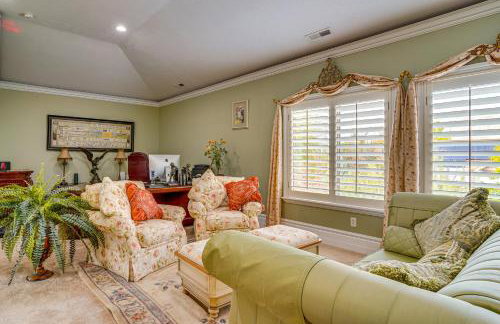 Elegant 6,300-Sq-Ft Family Home with Hot Tub in Orem - Photo 19