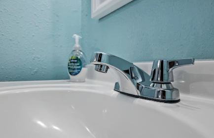 Historic Anchor at M Sleeps 7 Outdoor Shower Mins to Beach & Moody Gardens - Foto 40