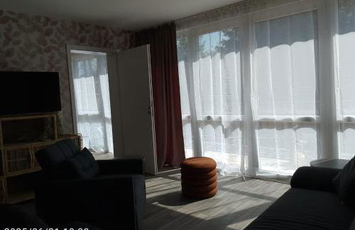 Nähe Plohn Park - FEWO mit Spielzimmer und Balkon sowie Doppelzimmer mit eigenem Bad - Foto 22