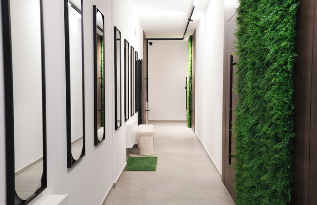 DISTRICT boutique - Photo 2