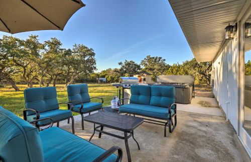 Quiet Haven with Hot Tub, 4 Mi to Canyon Lake! - Foto 23