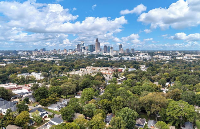 Stylish 4BR Haven Backyard and Fire Pit - Foto 47