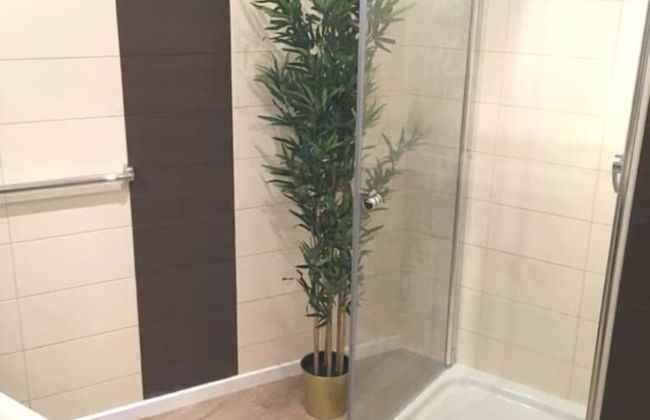 Luxury Large 4 Beds, 3 Balconies, 110 m2 - Parking - Foto 12