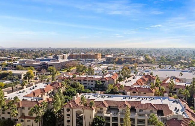 Beautiful Newly Remodeled 2-bdrm Biltmore Condo! - Foto 26