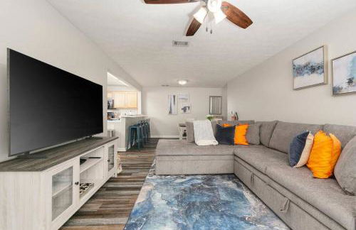 Vibrant Living Near Auburn University l 4BR 4BA - Foto 15