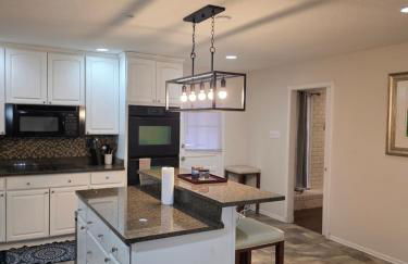 Luxury Southern Mansion w/ Pool - Foto 61