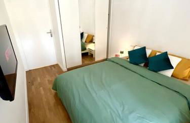 PARIS-MONTROUGE Magnifique appartement 3 pièces de 75m2 avec PARKING - très cosy pour 1 - 8 personnes refait à NEUF -ENTIRE APARTMENT LUXURIOUS AND WARM -Montrouge Paris 14ème - Proche Aéroport Orly Parc Expositions Porte de Versailles FREE WIFI GRATUIT - Foto 13