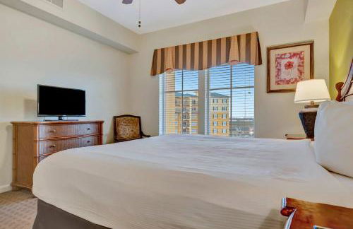 2BR Fireworks View with Pool & Spa 5 Minutes to Disney - Foto 52
