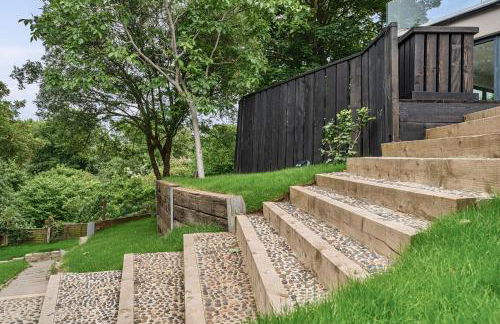 The Ridge London - Luxury Designer Villa with hot tub and sauna, Bexley borough of London - Foto 59