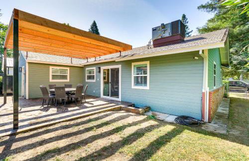 Walk to Park and Aquatic Center Airy Redding Home! - Foto 19